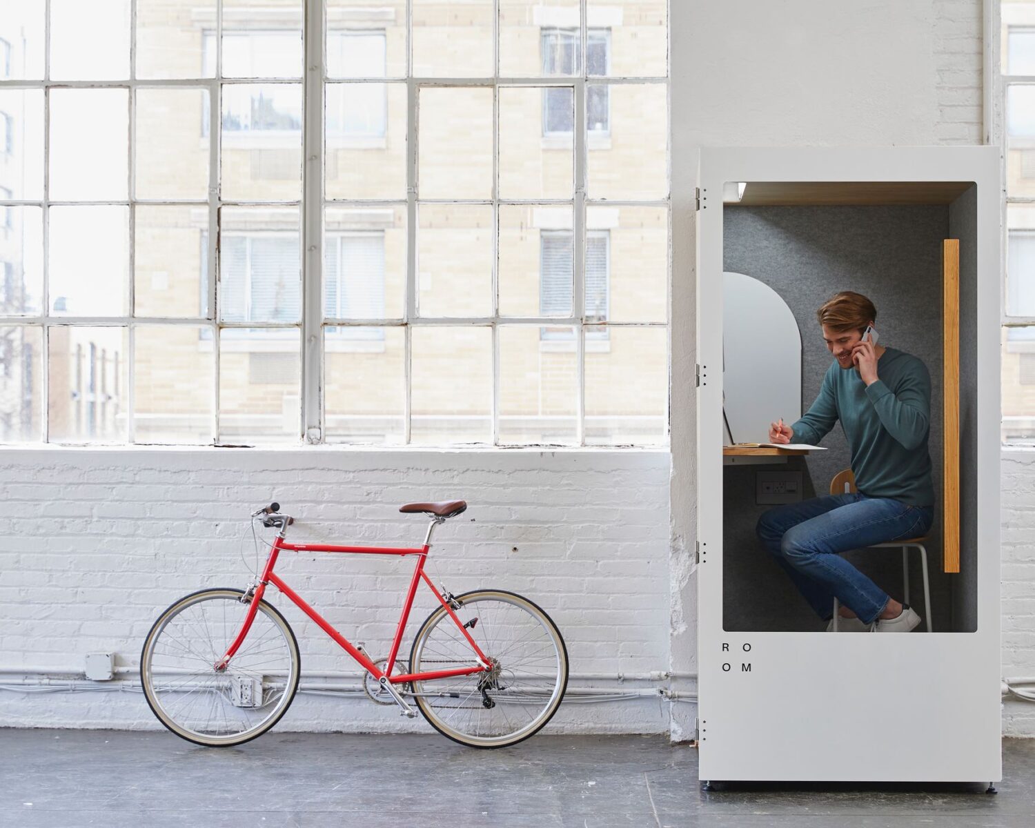 room-34V7TVQQFsU-unsplash