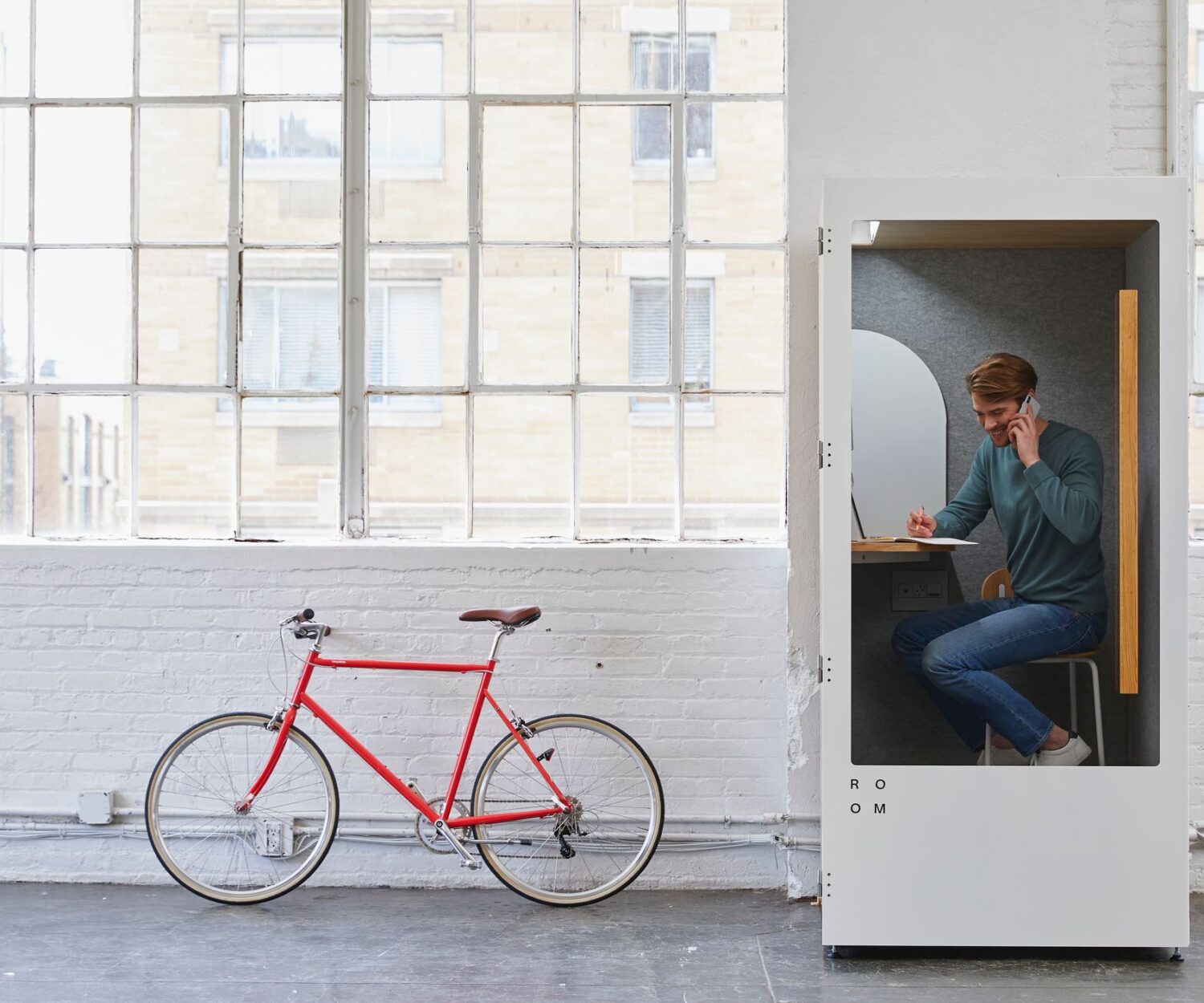 room-34V7TVQQFsU-unsplash